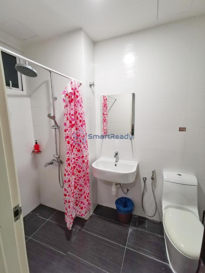 Twin Galaxy Suites By Sr Home Johor Bahru Buitenkant foto
