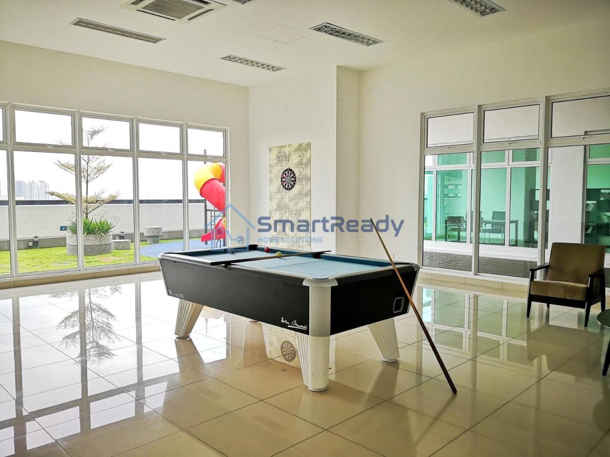 Twin Galaxy Suites By Sr Home Johor Bahru Buitenkant foto